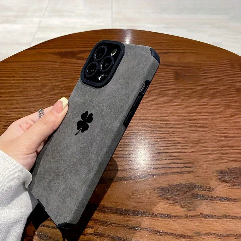 Fashionable And Minimalist Black Clover Phone Case For IPhone 17 16 15 14 13 12 11 Pro Max Plus Air 16E X XR XS Max Bumper Cover